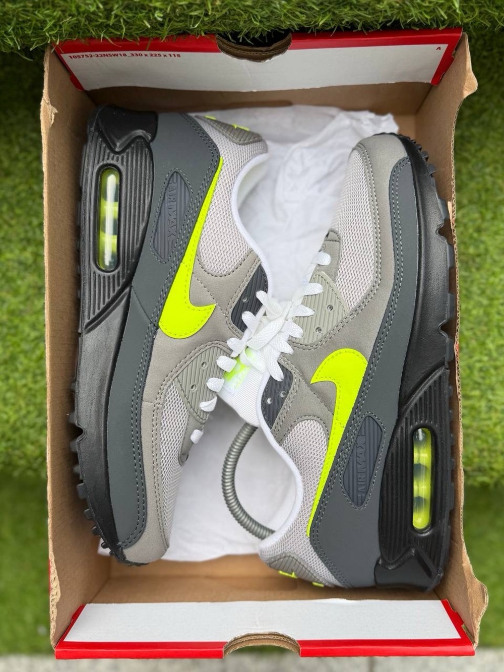 Nike Air Max 90 Neon Shoes Brand New Men’s
IQ0289-010